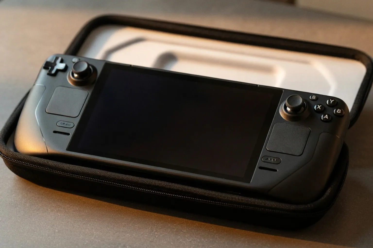 Handheld-Revolution: Warum Steam Deck 2 auf sich warten lässt und die Konkurrenz angreift